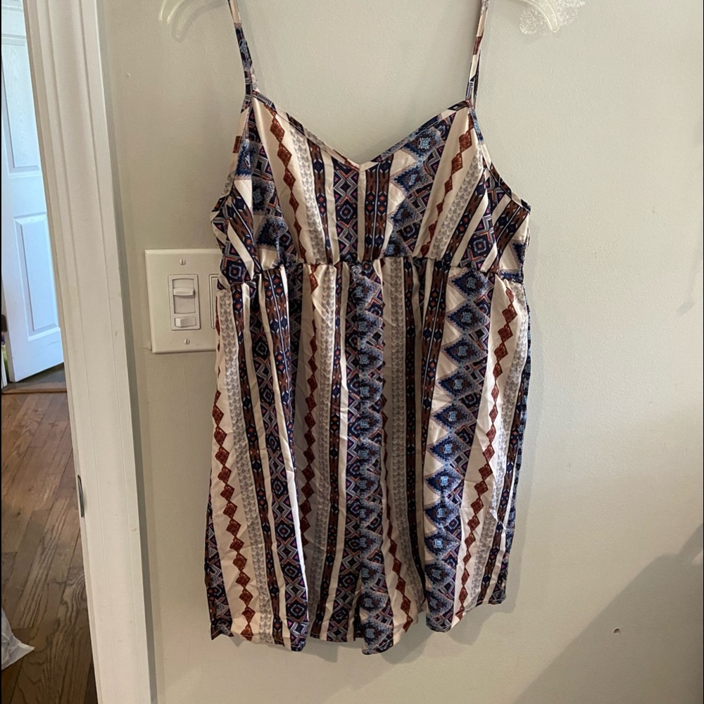 Maternity Romper ⭐️ Host Pick ⭐️ Best in Maternity Party 🎉